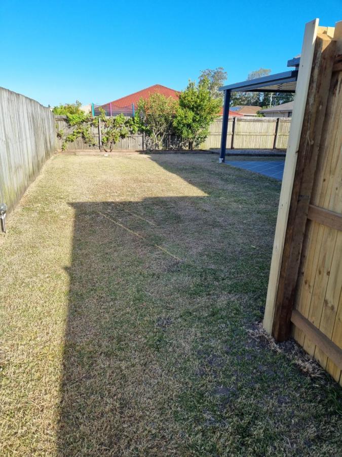 Blk Stays Guest House Deluxe Units Morayfield Exterior foto