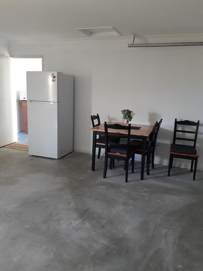 Blk Stays Guest House Deluxe Units Morayfield Exterior foto