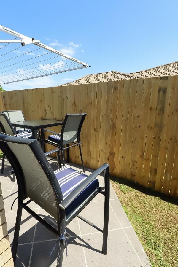Blk Stays Guest House Deluxe Units Morayfield Exterior foto